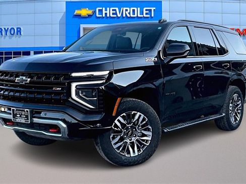 Used 2025 Chevrolet Tahoe Z71 image 3