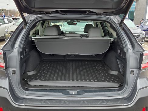 Used 2020 Subaru Outback Limited w/ Popular Package #2 image 14