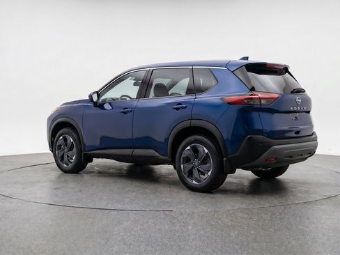 Used 2025 Nissan Rogue SV AWD/4WD image 6