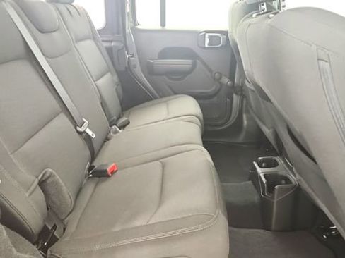 Used 2023 Jeep Wrangler Unlimited Sport AWD/4WD image 19