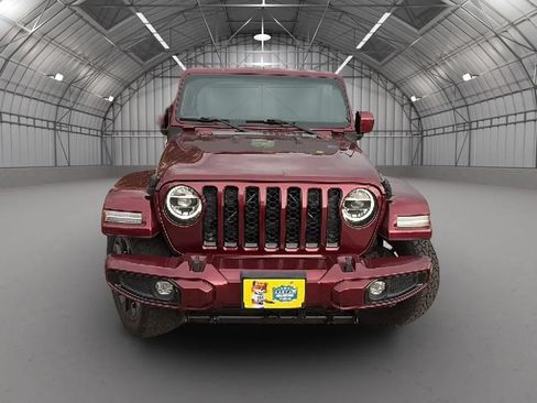 Used 2021 Jeep Gladiator Overland AWD/4WD image 2