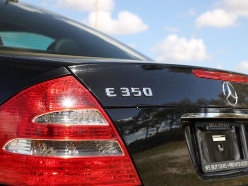 Used 2006 Mercedes-Benz E 350 4MATIC Sedan image 39