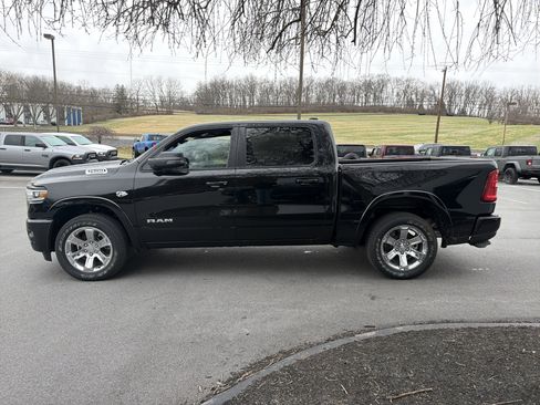 New 2026 RAM 1500 Big Horn AWD/4WD image 7