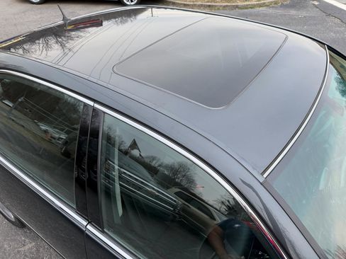 Used 2005 Lexus LS 430 RWD image 9
