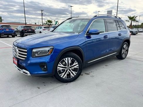 New 2026 Mercedes-Benz GLB 250 image 3