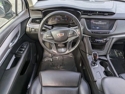 Used 2018 Cadillac XT5 Premium Luxury image 14