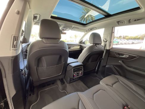 Used 2023 Audi Q8 Prestige image 24