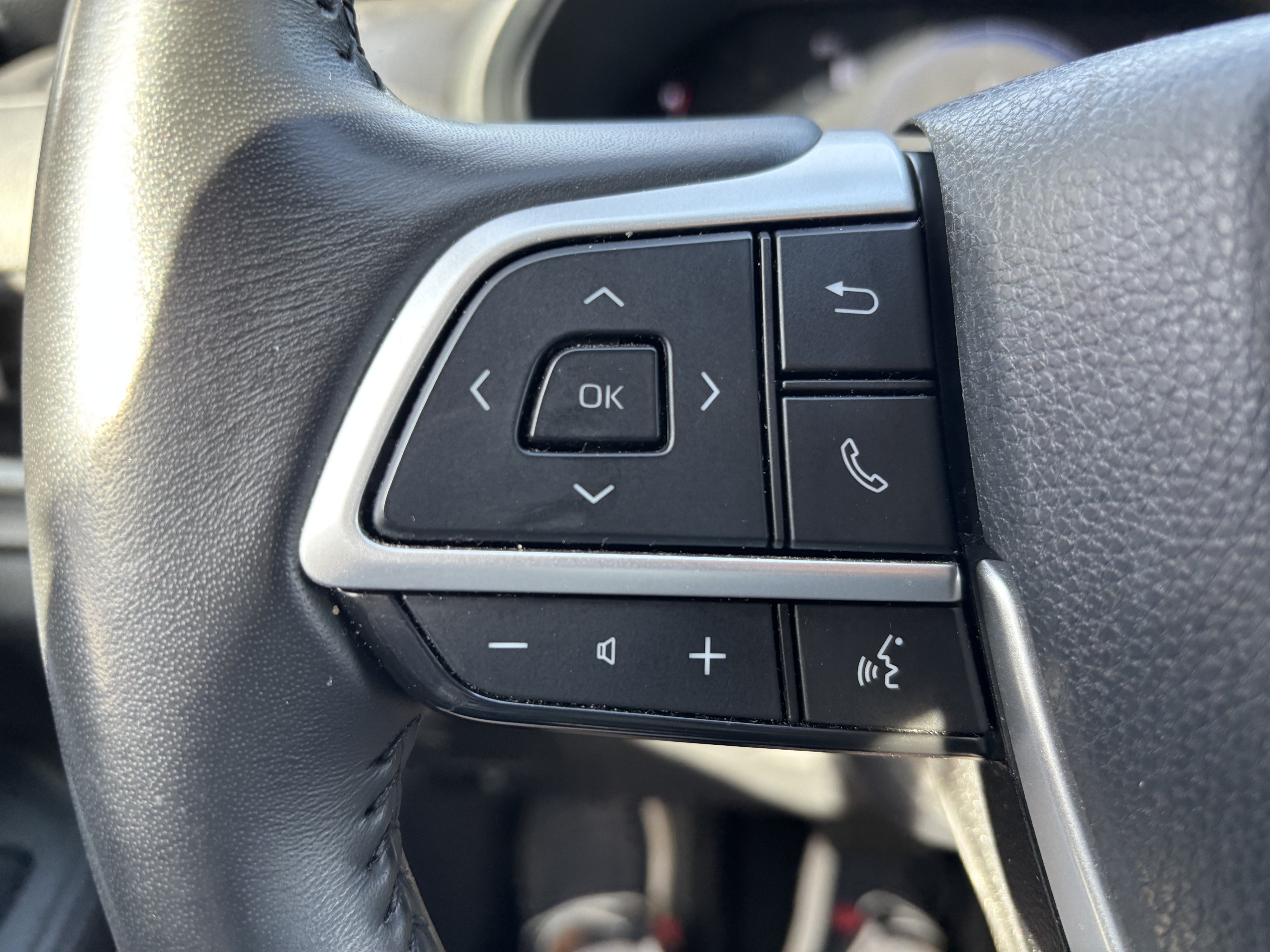 Used 2025 Toyota Grand Highlander AWD image 20