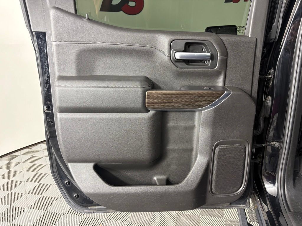 Used 2019 Chevrolet Silverado 1500 RST w/ All-Star Edition AWD/4WD image 41