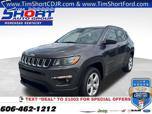 Used 2019 Jeep Compass Latitude w/ Popular Equipment Group AWD/4WD image 1