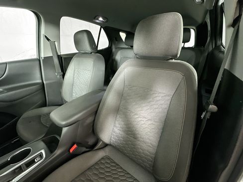 Used 2018 Chevrolet Equinox LT AWD/4WD image 19