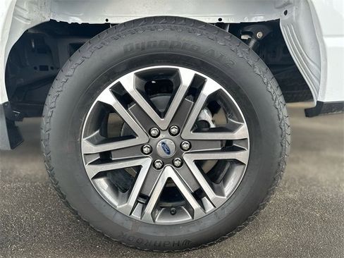 Certified 2022 Ford F150 XL w/ STX Appearance Package image 10