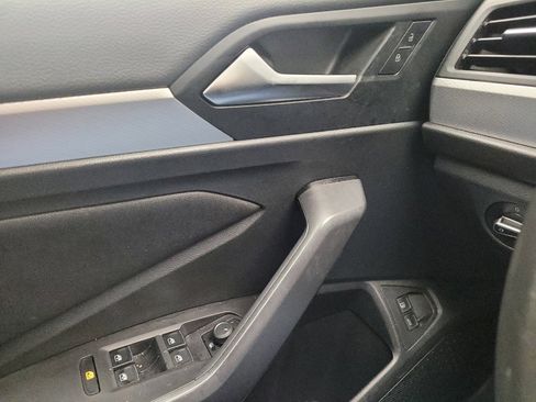 Used 2021 Volkswagen Jetta SE w/ SE Cold Weather Package FWD image 27