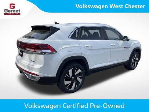Certified 2025 Volkswagen Atlas Cross Sport SEL AWD/4WD image 5