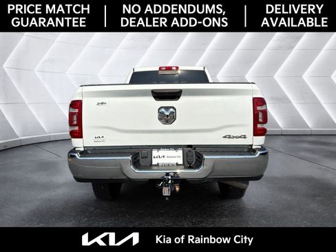 Used 2024 RAM 2500 Tradesman w/ Chrome Appearance Group image 7