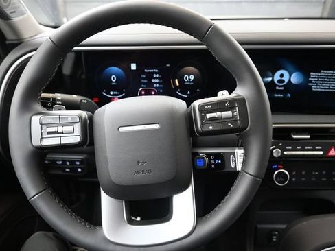 Used 2026 Hyundai Palisade Limited AWD/4WD image 26