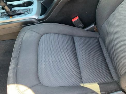 Used 2019 Chevrolet Colorado LT w/ LT Convenience Package RWD image 13