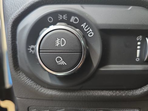 New 2026 Jeep Gladiator Sport AWD/4WD image 26