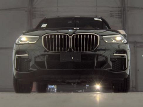 Used 2023 BMW X5 M50i w/ Climate Comfort Package AWD/4WD image 3