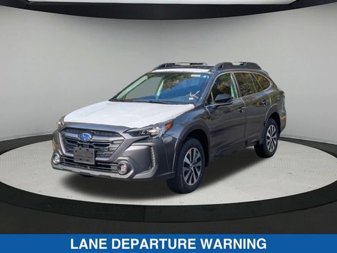 Certified 2025 Subaru Outback Premium AWD/4WD image 6