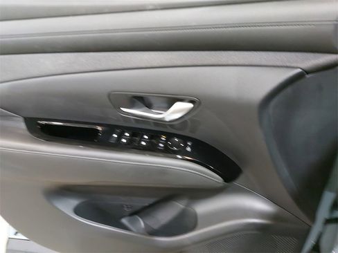 Certified 2025 Hyundai Santa Cruz SEL image 24