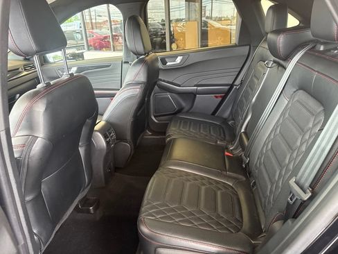 Used 2023 Ford Escape ST-Line Elite w/ Premium Technology Package AWD/4WD image 14