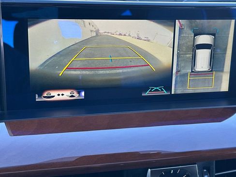 Used 2017 Lexus LX 570 4WD image 22