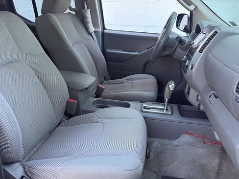 Used 2017 Nissan Frontier SV RWD image 17