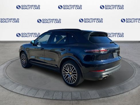 Used 2020 Porsche Cayenne AWD/4WD image 4