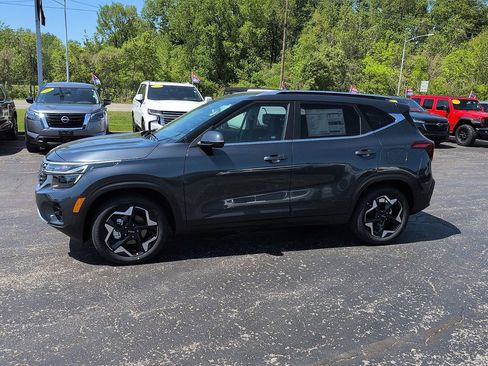 New 2026 Kia Seltos EX FWD image 4