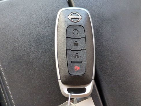 Certified 2023 Nissan Rogue SV image 27