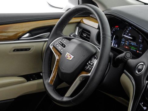 Used 2018 Cadillac XTS Luxury FWD image 14