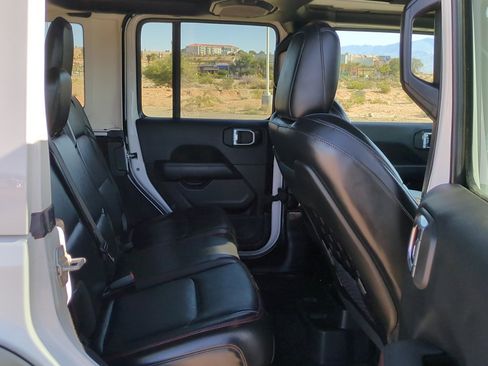 Used 2023 Jeep Wrangler Rubicon w/ LED Lighting Group image 28