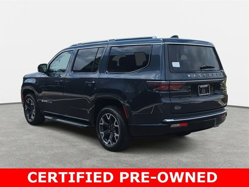 Used 2023 Jeep Wagoneer Series III w/ Preferred Equipment Group image 7
