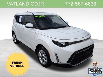 Used 2023 Kia Soul LX w/ LX Technology Package