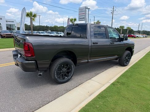 New 2026 RAM 2500 Big Horn AWD/4WD image 6