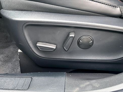 Used 2026 Ford Escape ST-Line Select w/ Tech Pack #1 AWD/4WD image 34