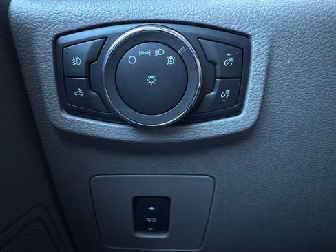 Used 2017 Ford F150 XLT w/ Equipment Group 302A Luxury image 21