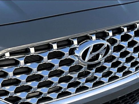 Used 2022 Hyundai Santa Fe Limited image 29