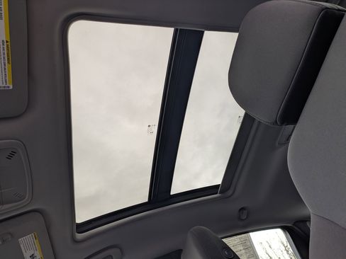 Used 2022 Chevrolet Malibu LT image 19