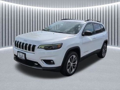 Certified 2022 Jeep Cherokee Limited w/ Elite Package AWD/4WD image 19
