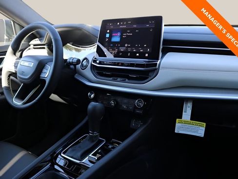 New 2026 Jeep Compass Limited image 18