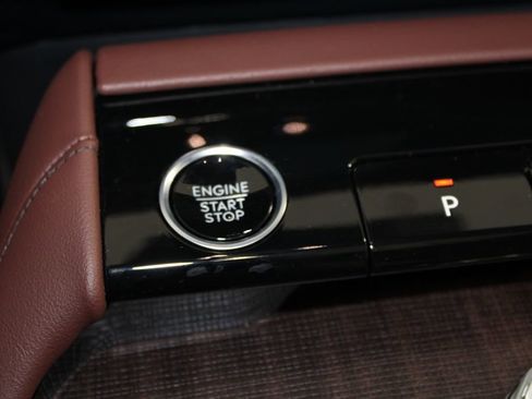 New 2026 Lincoln Navigator Reserve AWD/4WD image 47