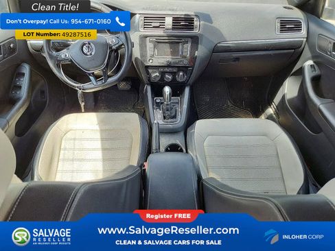 Used 2015 Volkswagen Jetta Sport image 11