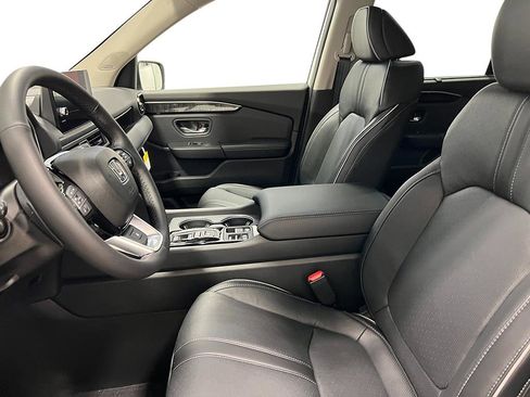 New 2025 Honda Pilot Elite image 15