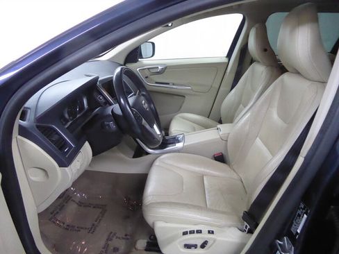 Used 2014 Volvo XC60 3.2 AWD/4WD image 21