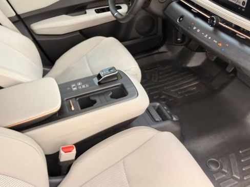Used 2023 Nissan Ariya AWD image 40