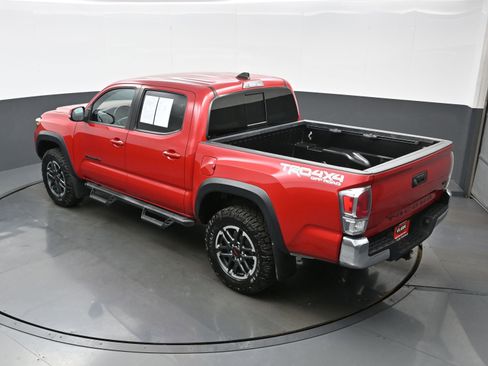 Used 2023 Toyota Tacoma TRD Off-Road w/ Black Out Package (TMS) AWD/4WD image 38