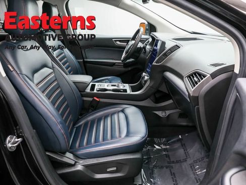 Used 2022 Ford Edge SEL w/ Sport Appearance Package image 25
