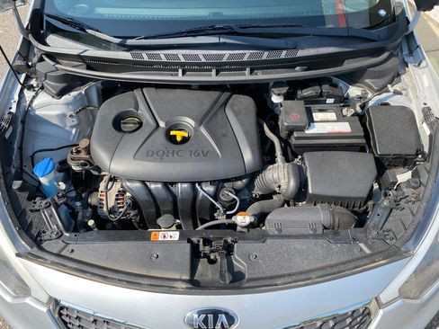 Used 2015 Kia Forte LX FWD image 29